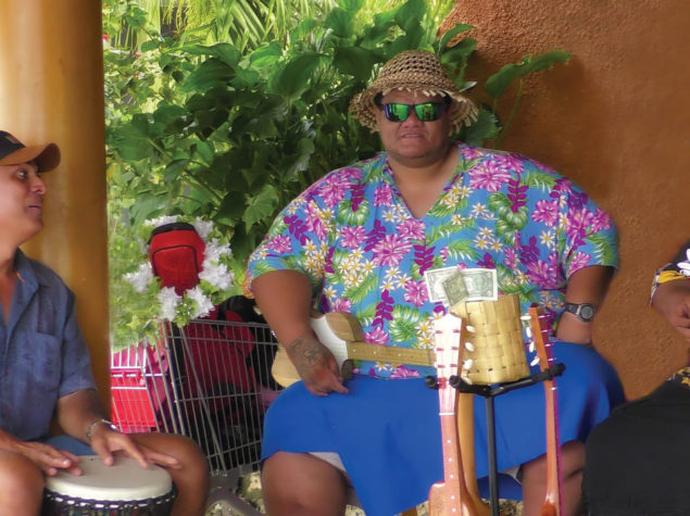 S2300020-Musicians Bora Bora